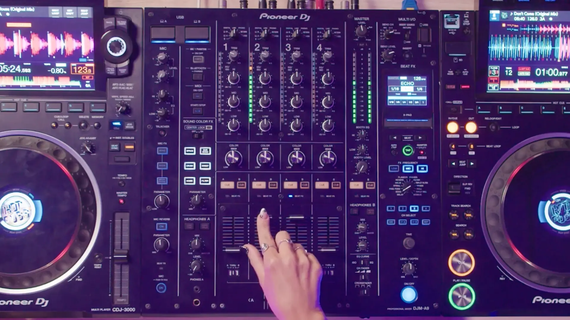 Mastering club gear: CDJ-3000 & DJM-A9