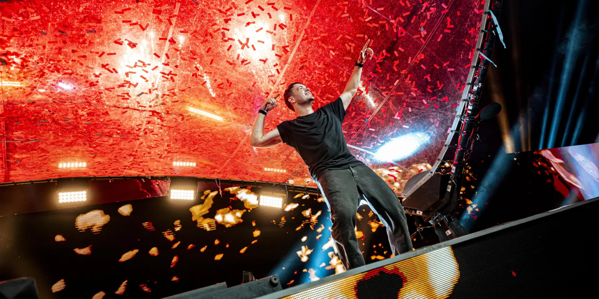 https://159001-3fab-4329-0001.production.d.bitsof.love/images/Garrix.png