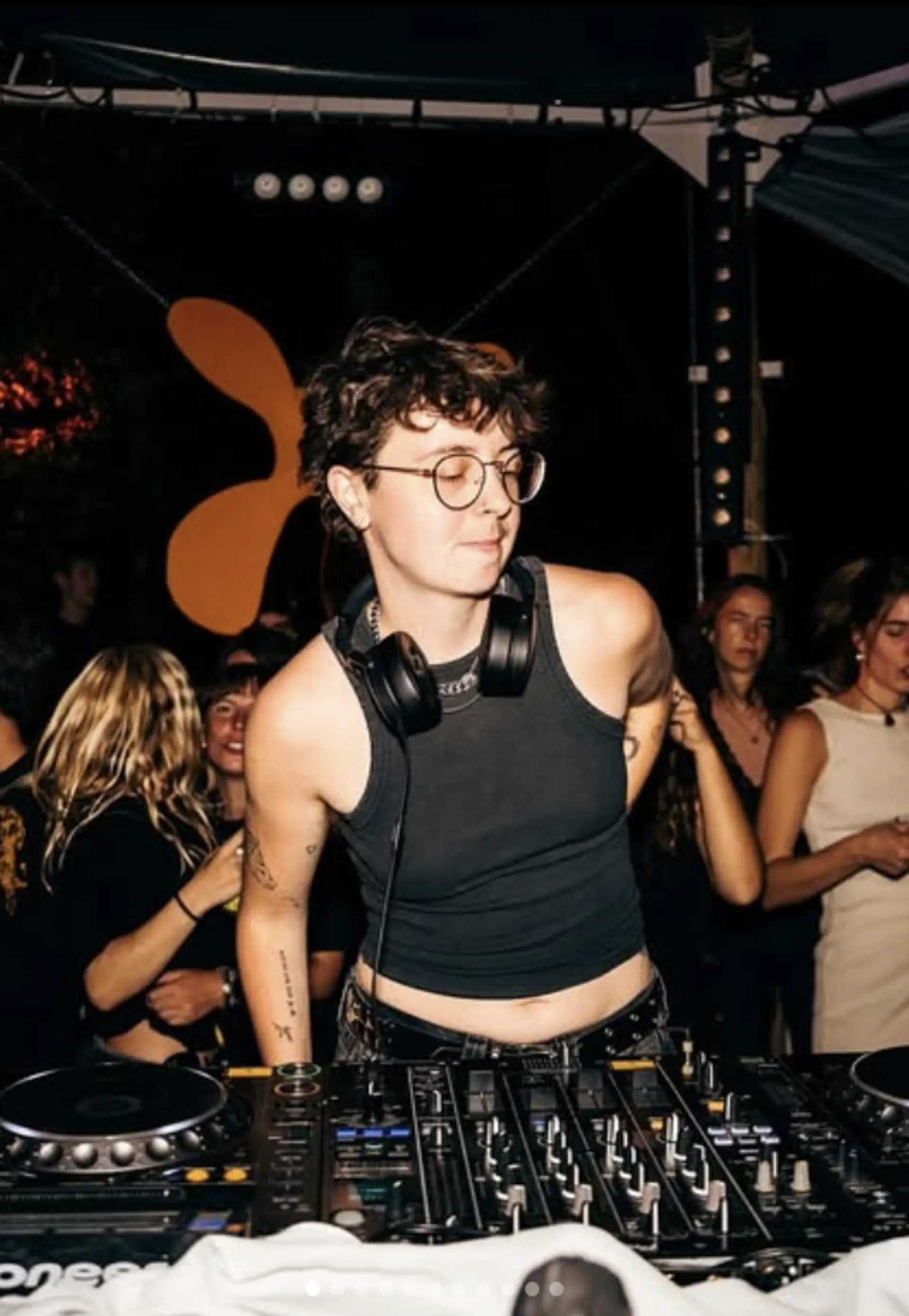 Lauravioli opens for Fred again in Brussels
