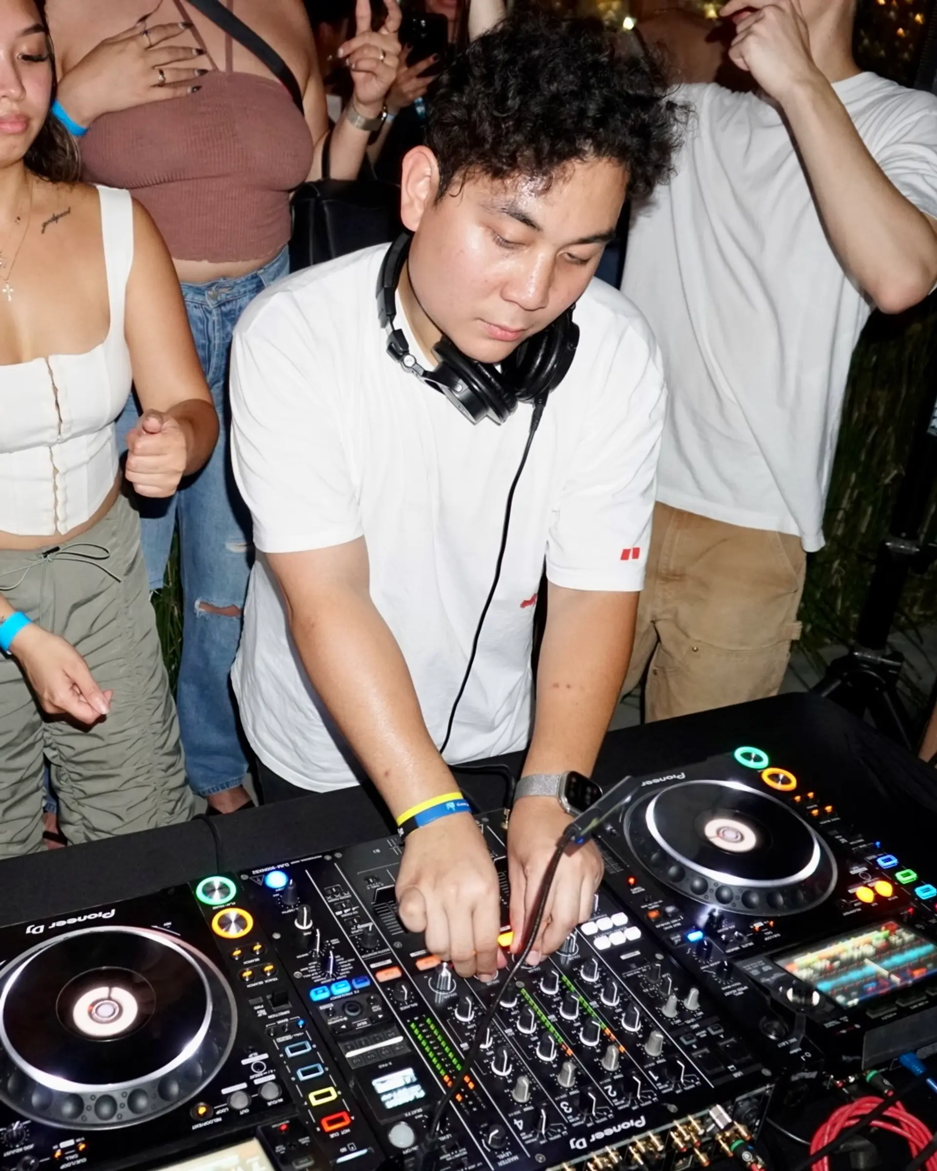 SIVV wins the CORE Los Angeles DJ Contest